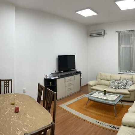 Ata Apartment Skopje Exterior foto